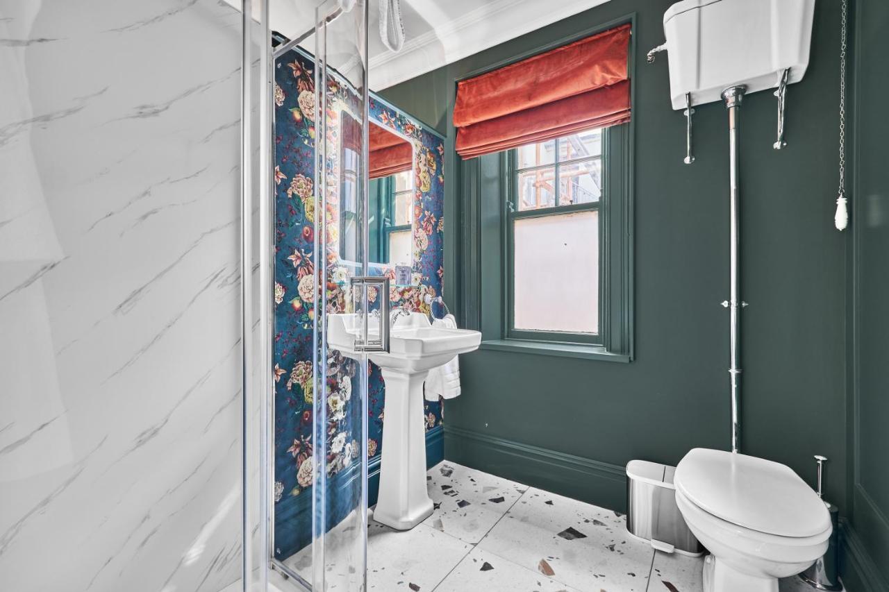 The Lawrence Bed & Breakfast Londonderry ภายนอก รูปภาพ