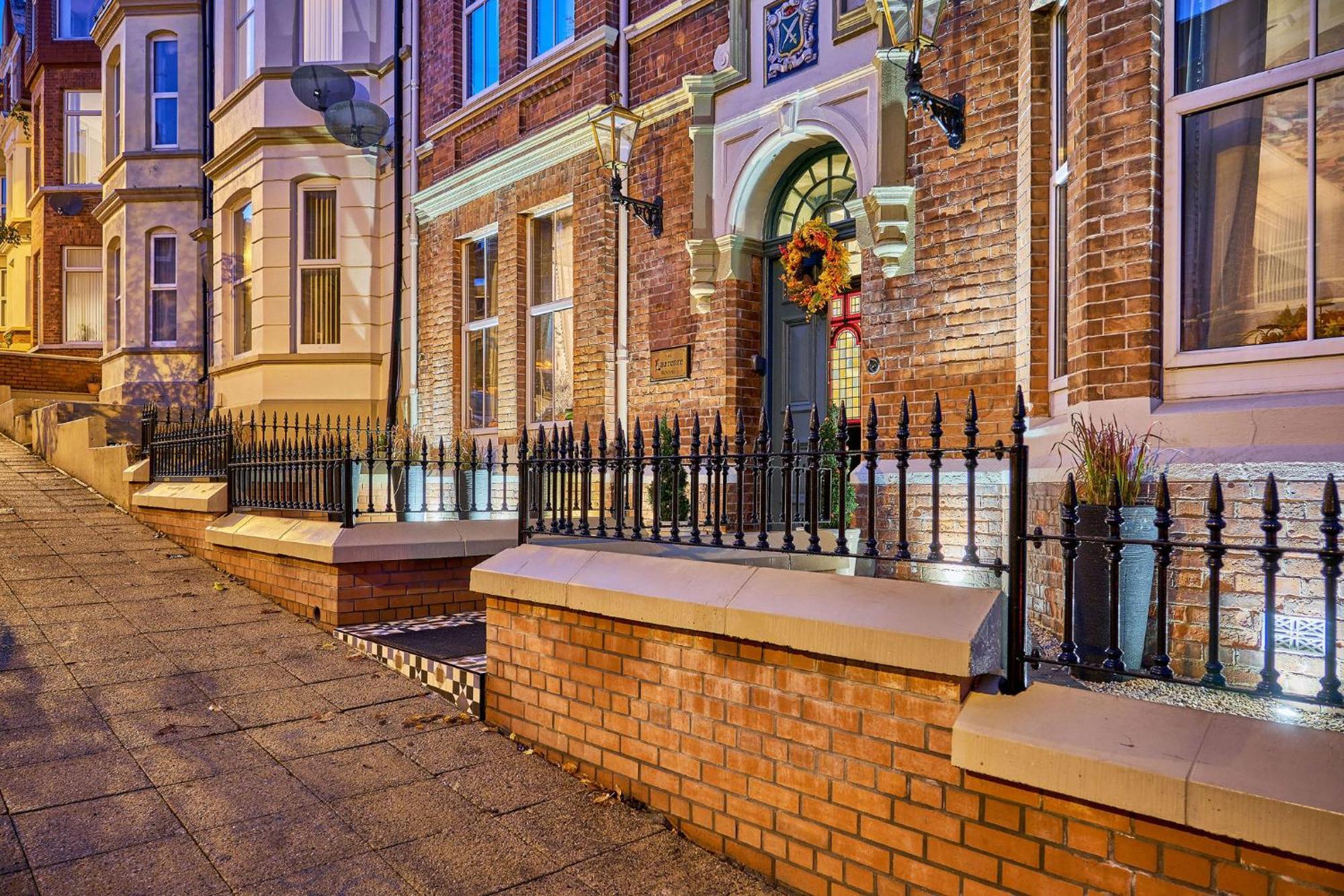 The Lawrence Bed & Breakfast Londonderry ภายนอก รูปภาพ